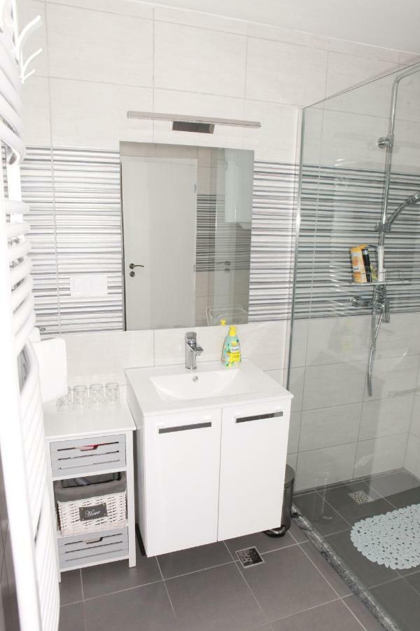 Apartman Kupa Karlovac Exteriör bild