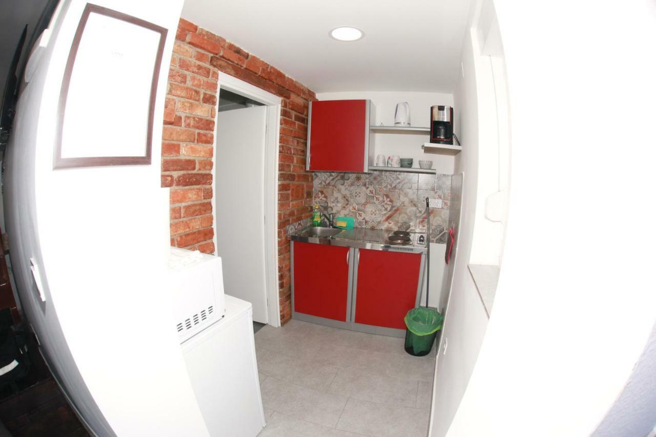 Apartman Kupa Karlovac Exteriör bild
