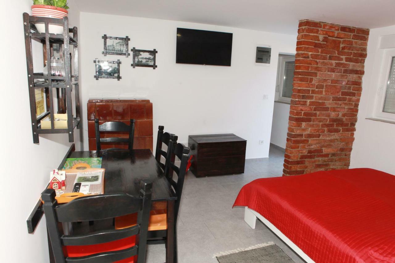 Apartman Kupa Karlovac Exteriör bild