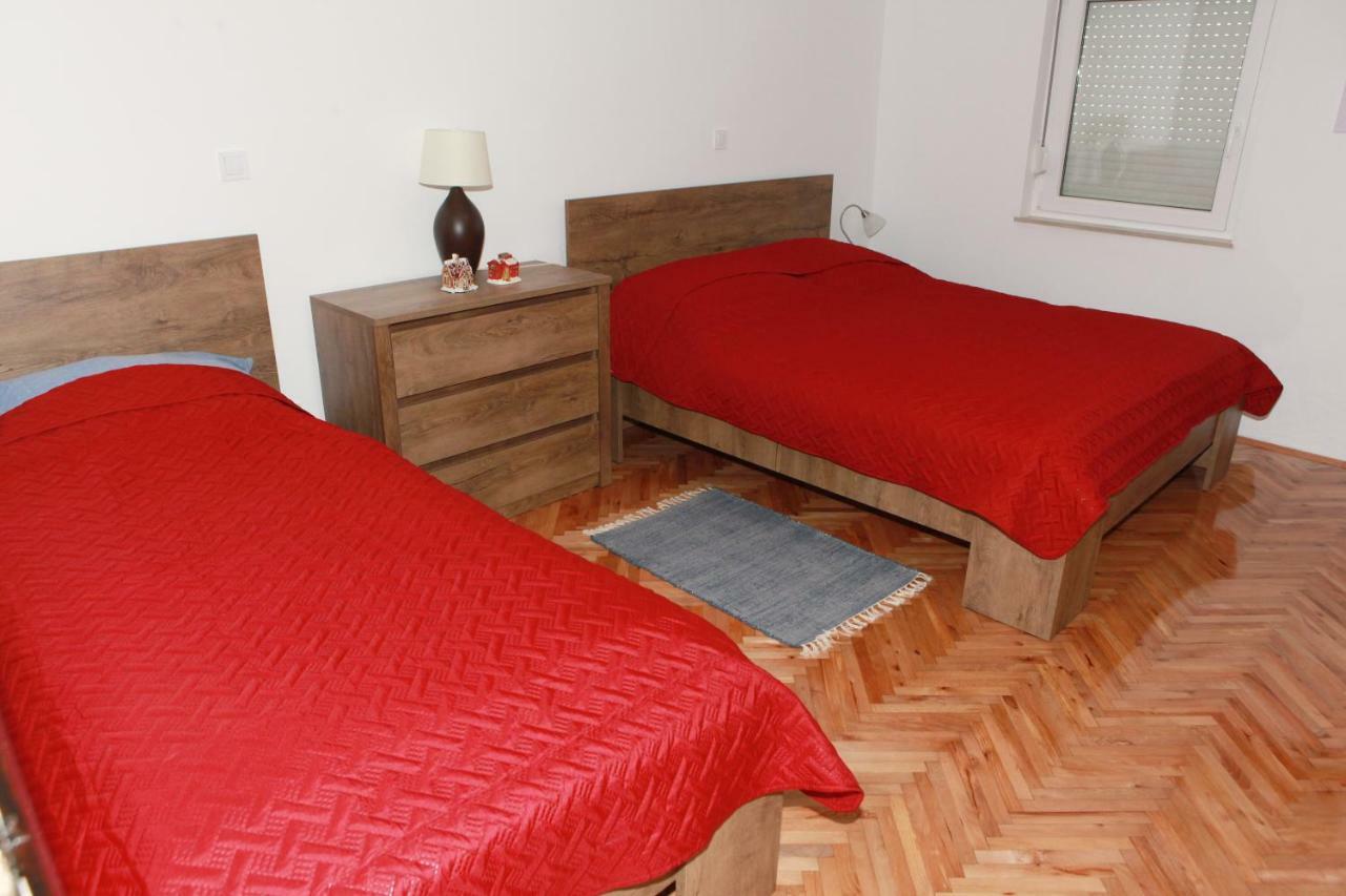 Apartman Kupa Karlovac Exteriör bild