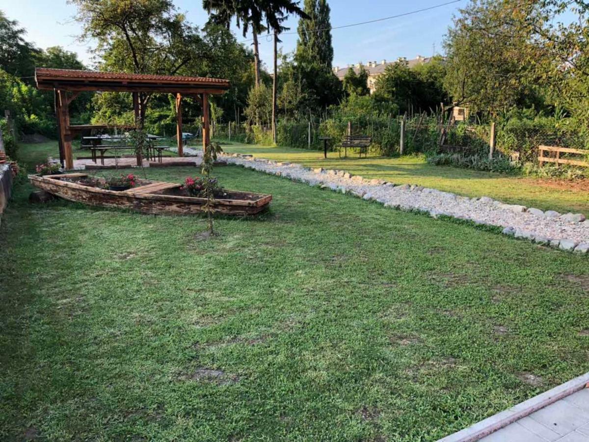 Apartman Kupa Karlovac Exteriör bild